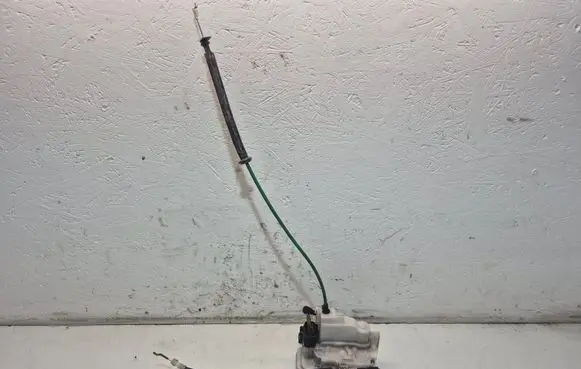 Alfa Romeo 159 Front door lock 50513051