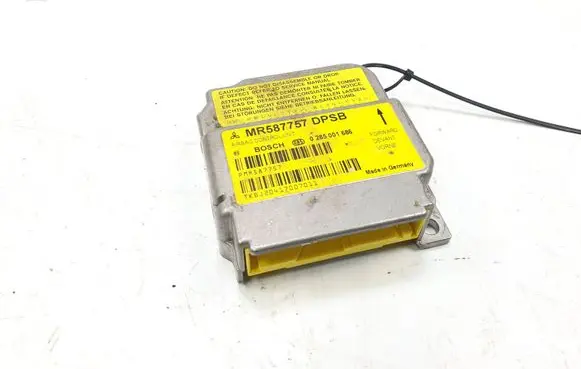 Mitsubishi Colt Airbag control unit/module MR587757
