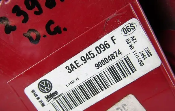 Volkswagen PASSAT B7 Rear/tail lights 3ae945096f