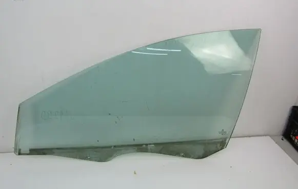 Citroen C5 Front door window glass four-door 