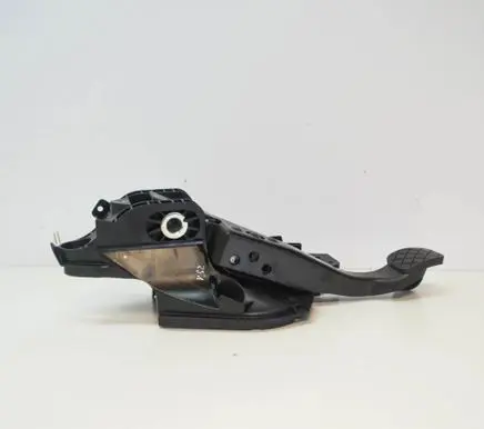 Volkswagen Tiguan Brake pedal 5Q2721058BT