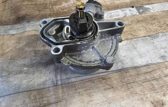 Vacuum pump