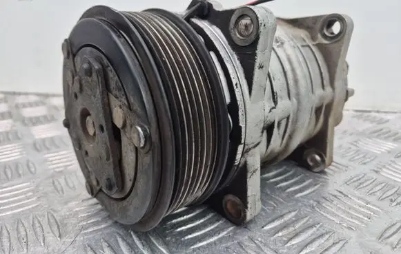 Mercedes-Benz Sprinter W907 W910 Air conditioning (A/C) compressor (pump) 03935853 27200395585304667