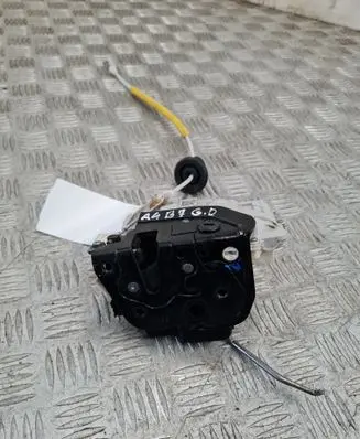 Audi A4 S4 B7 8E 8H Rear door lock