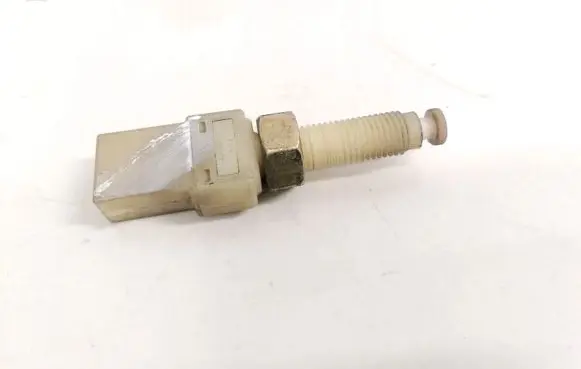 Audi A4 S4 B5 8D Brake pedal sensor switch 443945515