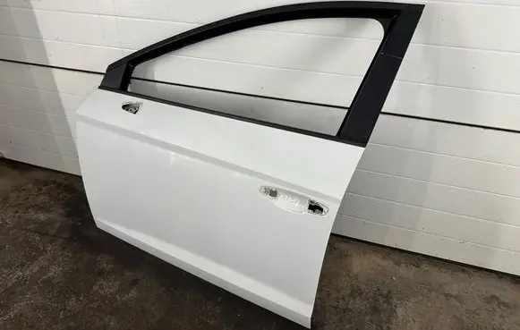 Seat Leon (5F) Front door