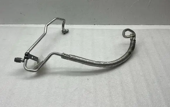 Suzuki Vitara (LY) Air conditioning (A/C) pipe/hose 9572074S00