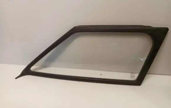 Mercedes-Benz Sprinter W906 Front door vent window glass four-door 43R001025