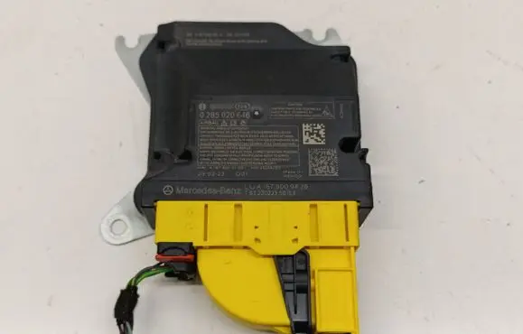 Mercedes-Benz GLE W167 Airbag control unit/module A1679009428