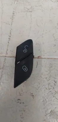 Mercedes-Benz ML W164 Central locking switch button 