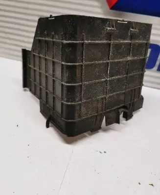 Volkswagen Golf V Battery box tray 1K0915335C