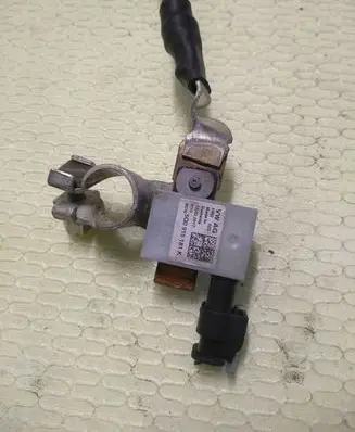 Volkswagen Golf VII Negative earth cable (battery) 5Q0915181K