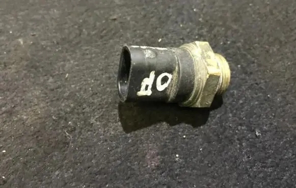 Opel Omega B1 Coolant temperature sensor 