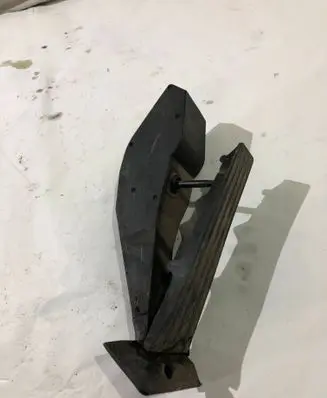 BMW 5 E60 E61 Accelerator throttle pedal 6772646 25916010