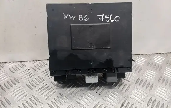 Volkswagen PASSAT B6 Comfort/convenience module 3C0937049A