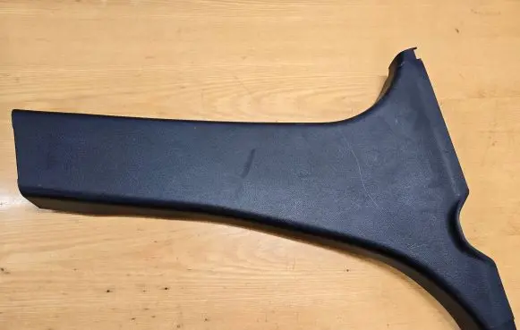 Mazda CX-7 (B) pillar trim (bottom) EG2168220 A055977 K3006