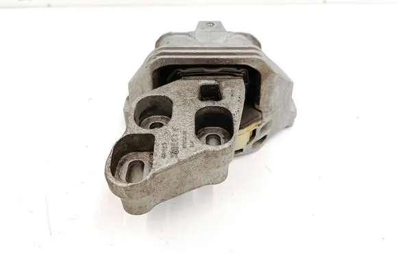 Mercedes-Benz GLA W156 X156 Engine mount bracket A2462400617 AC46000DF