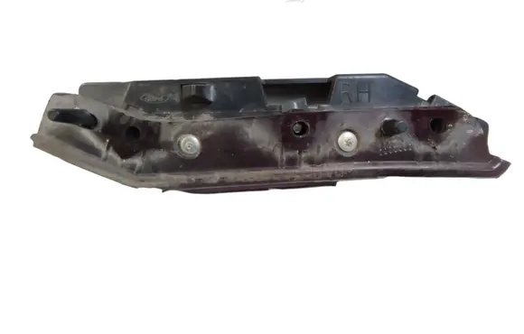 Ford Edge II Front bumper mounting bracket