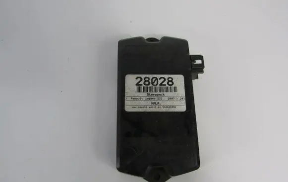Renault Laguna III Sound amplifier 8200624041