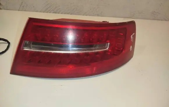 Audi A6 S6 C6 4F Rear/tail lights 4F5945095 89393112 89393098
