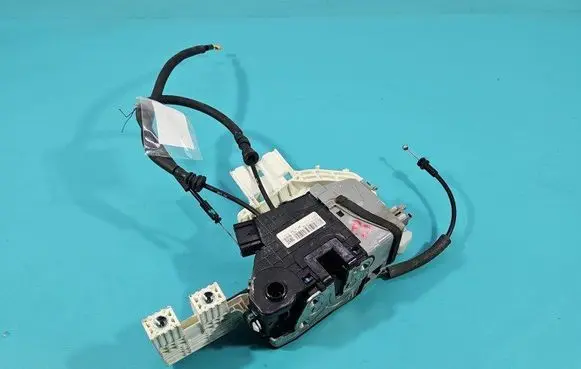 Hyundai Tucson TL Front door lock 81320-D7500 IMPRK1467962