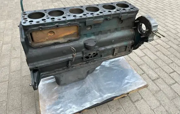 Nissan Patrol 160 Engine block 11009C8600