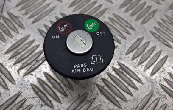Fiat Croma Passenger airbag on/off switch 46818777