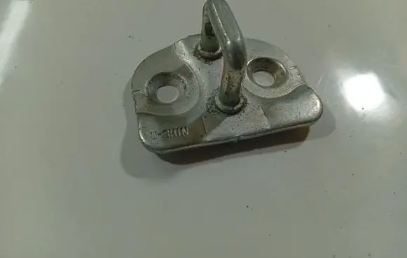 Fiat Sedici Front door lock loop/hook striker 