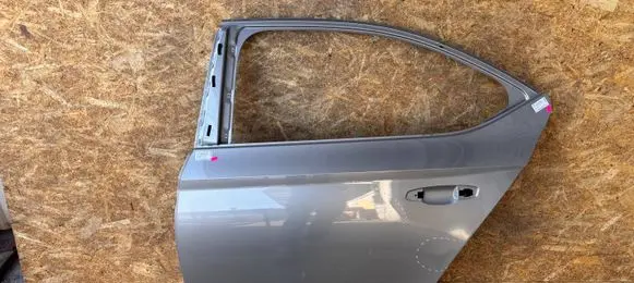 Skoda Superb B8 (3V) Rear door K977867