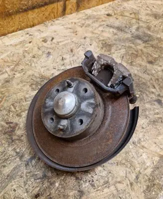 Fiat Bravo Rear wheel hub spindle/knuckle 