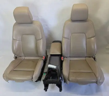 Seat set