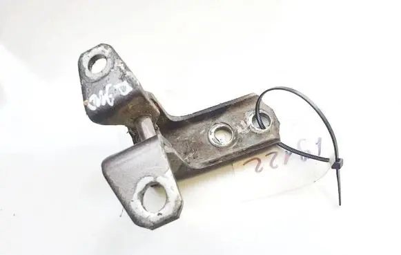 Mitsubishi ASX Rear door lower hinge