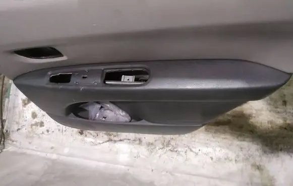 Subaru B9 Tribeca Rear door card panel trim 
