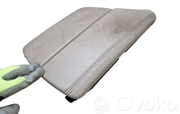 BMW 5 F10 F11 Armrest 1600319