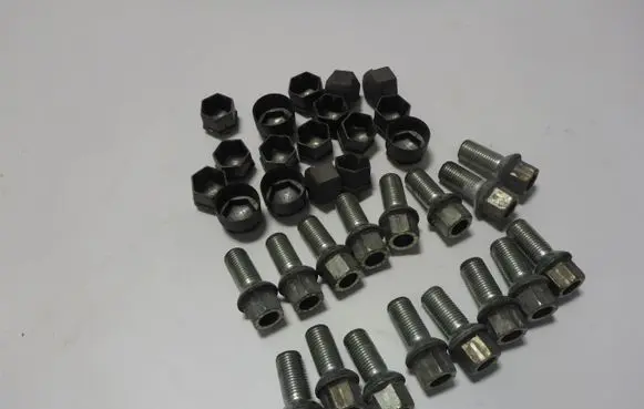 Skoda Octavia Mk3 (5E) Nuts/bolts 