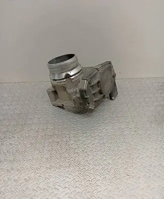 KIA Sportage Throttle valve 351002U000 18010000179 A2C39810100