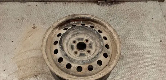 Toyota Corolla Verso E121 R15 steel rim 