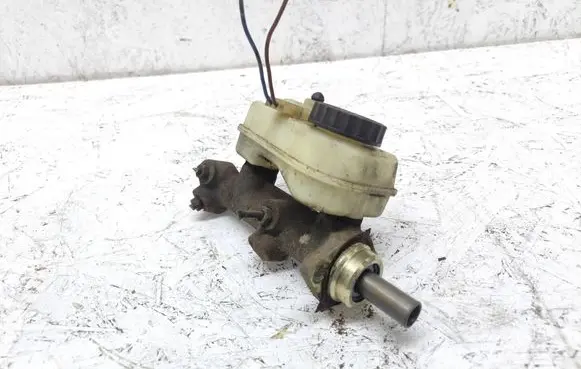 Volvo 340 - 360 Master brake cylinder
