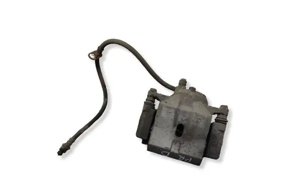 Toyota Prius (XW50) Front brake caliper 