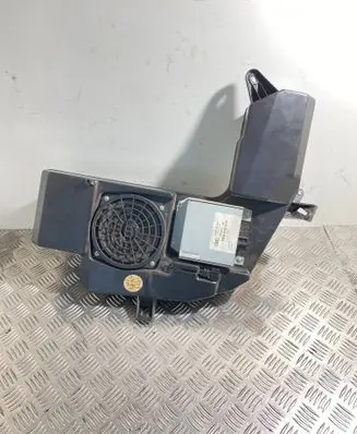 Audi A4 S4 B6 8E 8H Subwoofer speaker 8E9035382 80035223