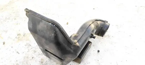 Mazda CX-7 Intake resonator L33D K3804