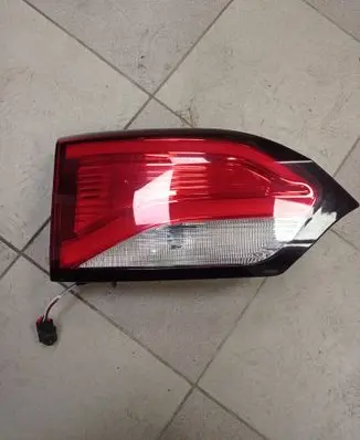 Chrysler Pacifica Tailgate rear/tail lights P68228941AF 68228941AF 68228941