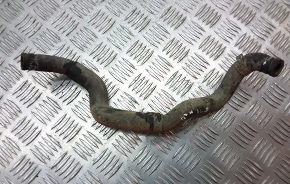 Subaru Legacy Engine coolant pipe/hose