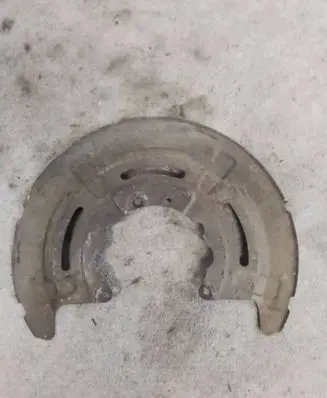 Renault Master III Rear brake disc plate dust cover 441510001R