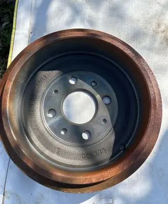 Fiat Grande Punto Drum brake (rear) 55703042