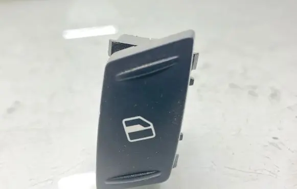 Skoda Octavia Mk2 (1Z) Electric window control switch 1Z0959855