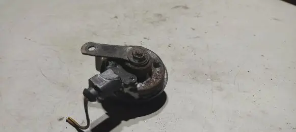 Volkswagen PASSAT B5.5 Horn signal