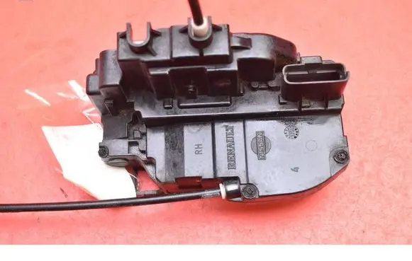 Nissan Micra Front door lock