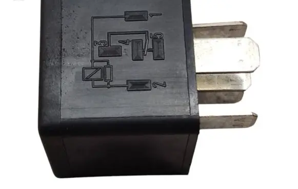 Jaguar XK8 - XKR Other relay V23136A1X20 LJA6707AA