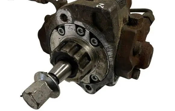 Toyota Land Cruiser (J120) Fuel injection high pressure pump 2210030040 00750 2940000360